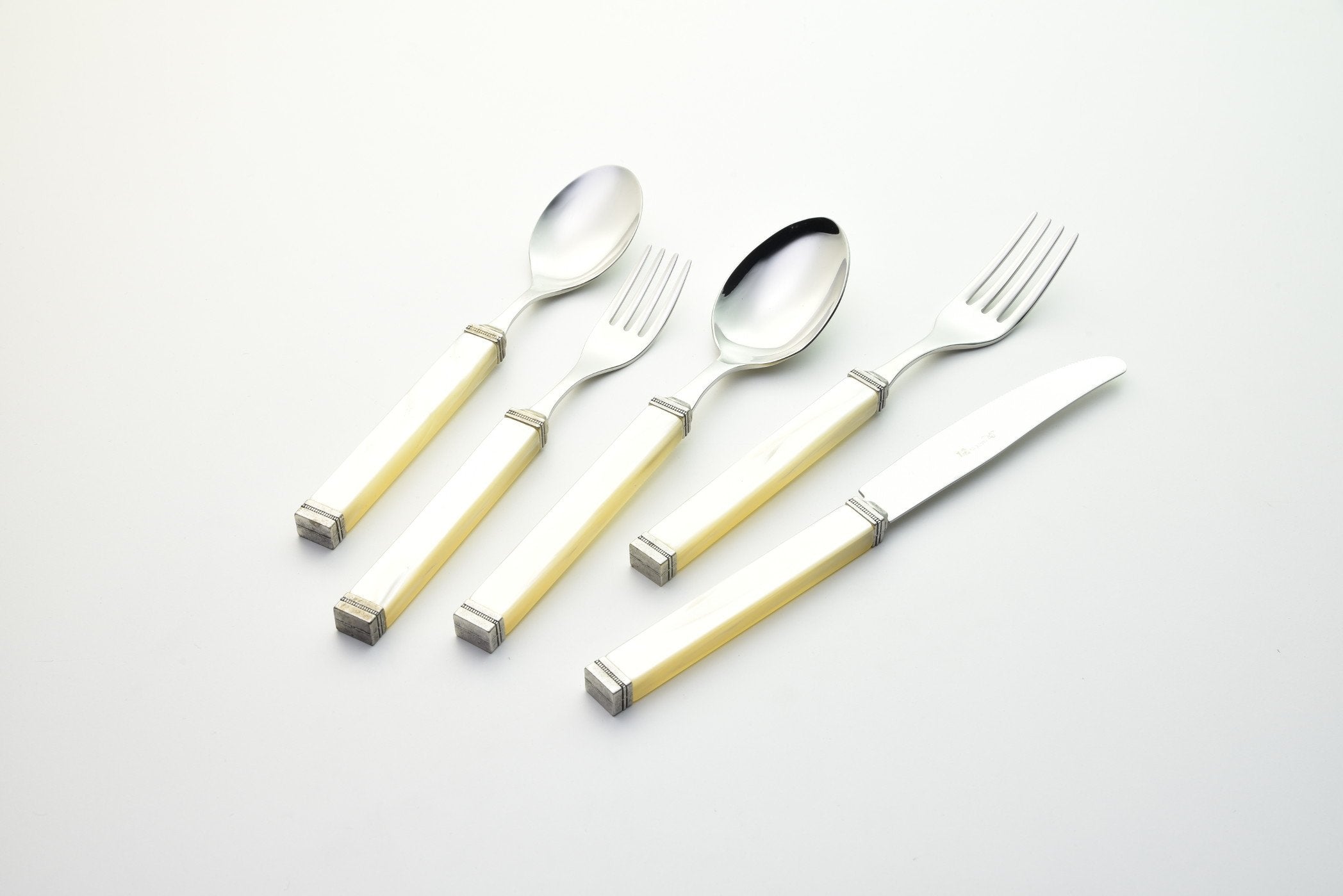 Cutlery 5 Pcs Kilim Ivory